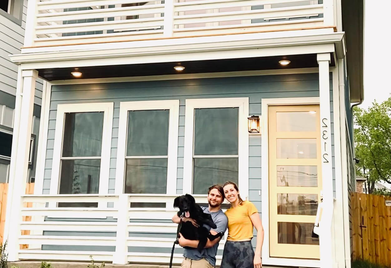 Image of happy sellers